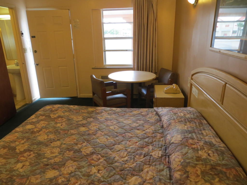 Budget Inn Sebring Habitación foto