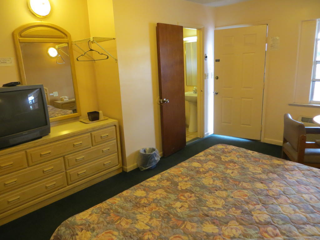 Budget Inn Sebring Exterior foto